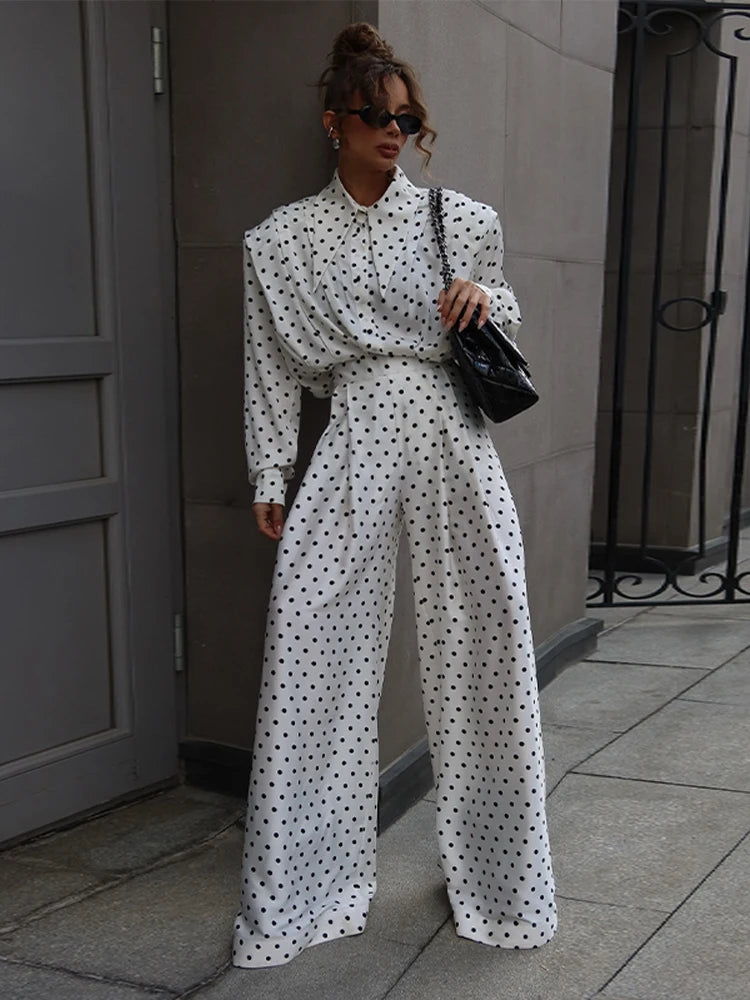 חליפה עם כתפיות וכתפיות דגם ירין